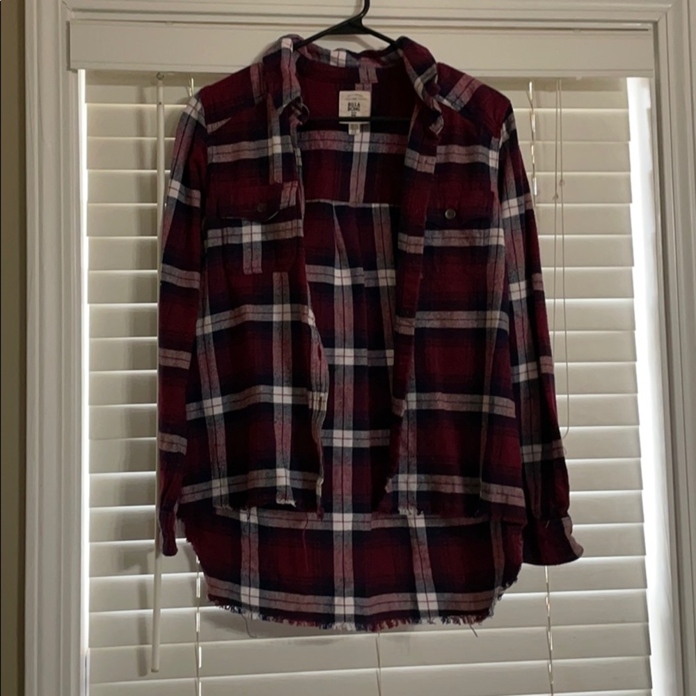 Women’s Billabong shirt